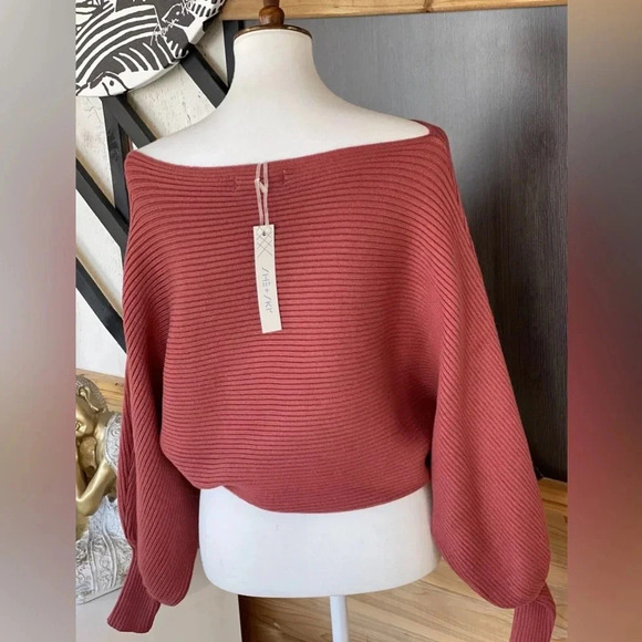 she and sky sweater Small - Picture 11 of 16